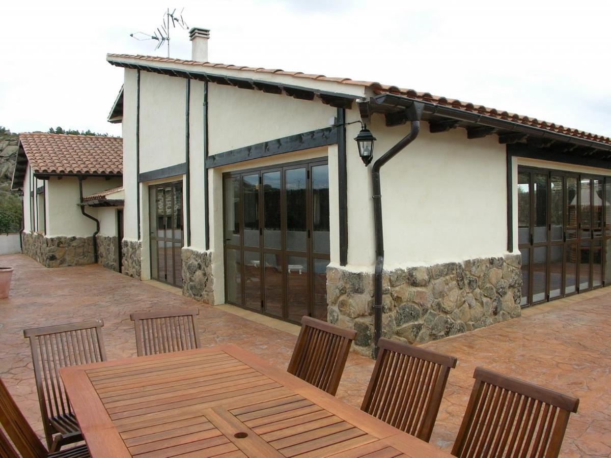 Casa Las Serijuelas ビジャヌエバ・デ・アビラ エクステリア 写真